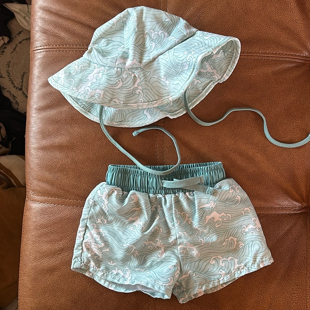 Caden lane wave print swim trunks and sun hat combo
